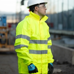 High-Visibility Waterproof Suit - FOR WEAR High-Visibility Waterproof Suit - FOR WEAR